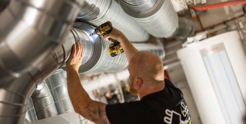 Undgå sundhedsrisici: Vigtigheden af korrekt ventilation i produktionshallen