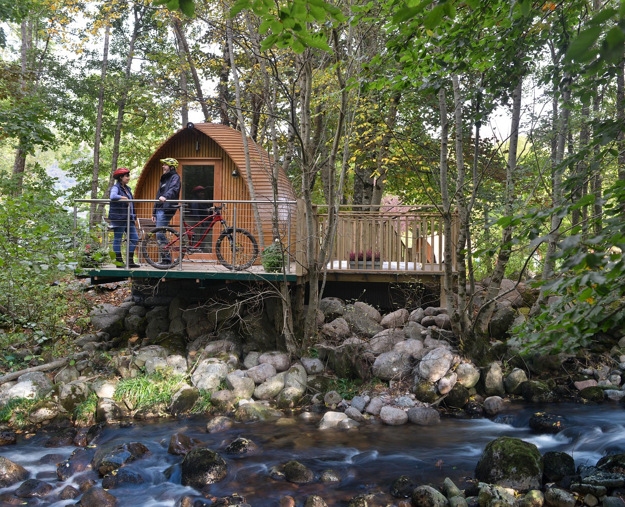 Glamping i holbæk: Luksus møder natur i sjællands hjerte