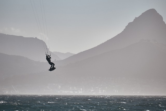 Fra Holbæk til horisonten: Kitesurfing som en spændende vandsport